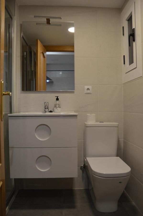 Apts Ara With Pool Benidorm Bagian luar foto