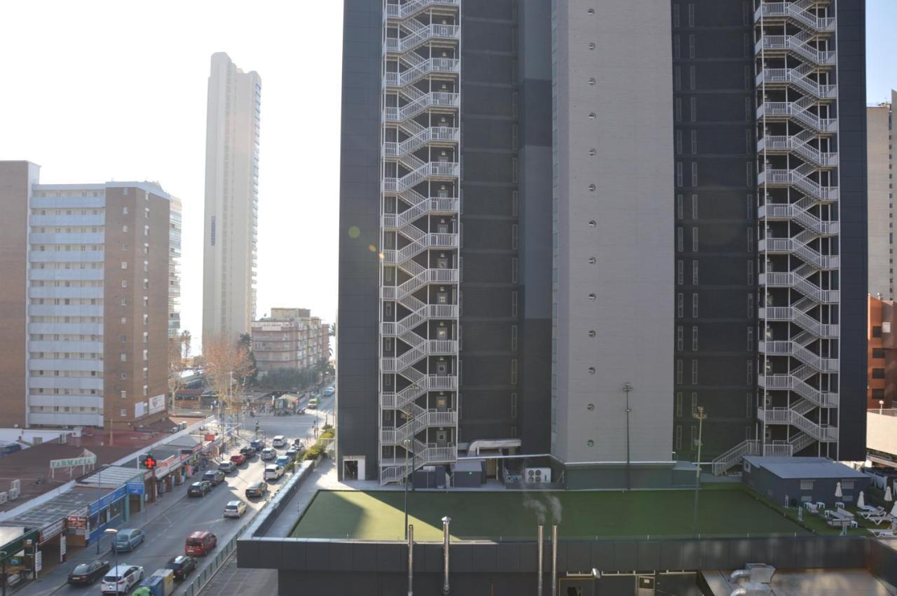 Apts Ara With Pool Benidorm Bagian luar foto