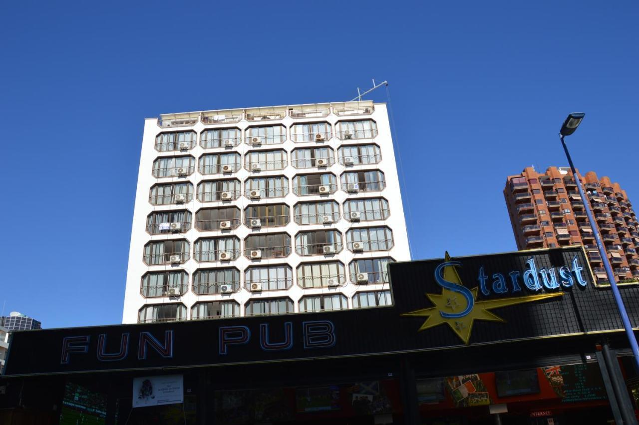 Apts Ara With Pool Benidorm Bagian luar foto