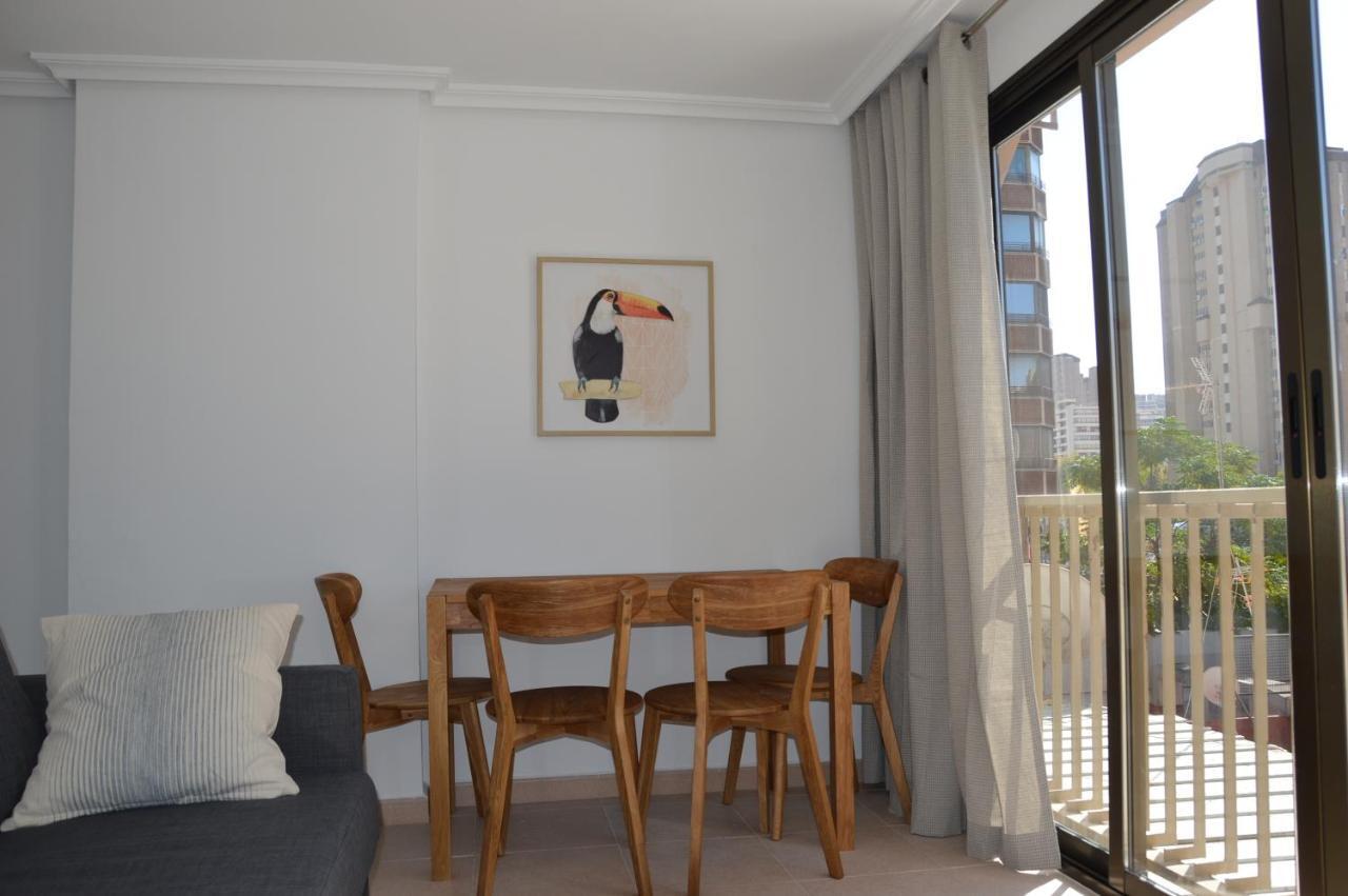 Apts Ara With Pool Benidorm Bagian luar foto