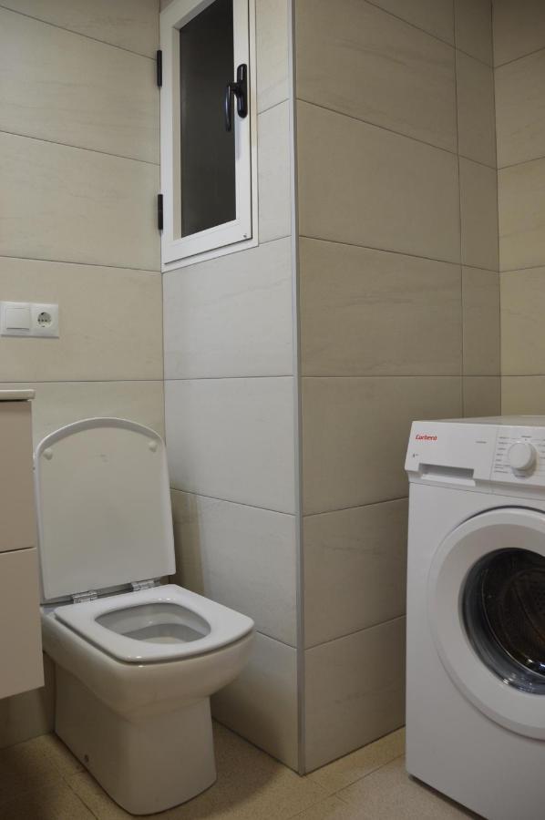 Apts Ara With Pool Benidorm Bagian luar foto