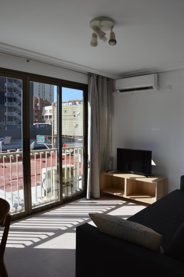 Apts Ara With Pool Benidorm Bagian luar foto